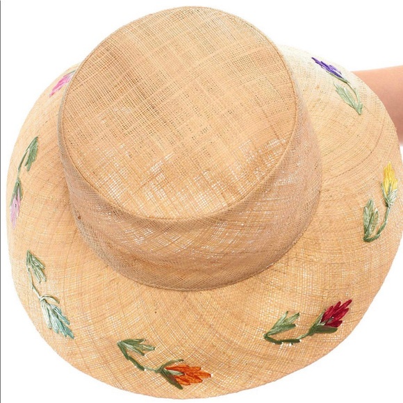 Handmade straw bucket Hat - Picture 2 of 13
